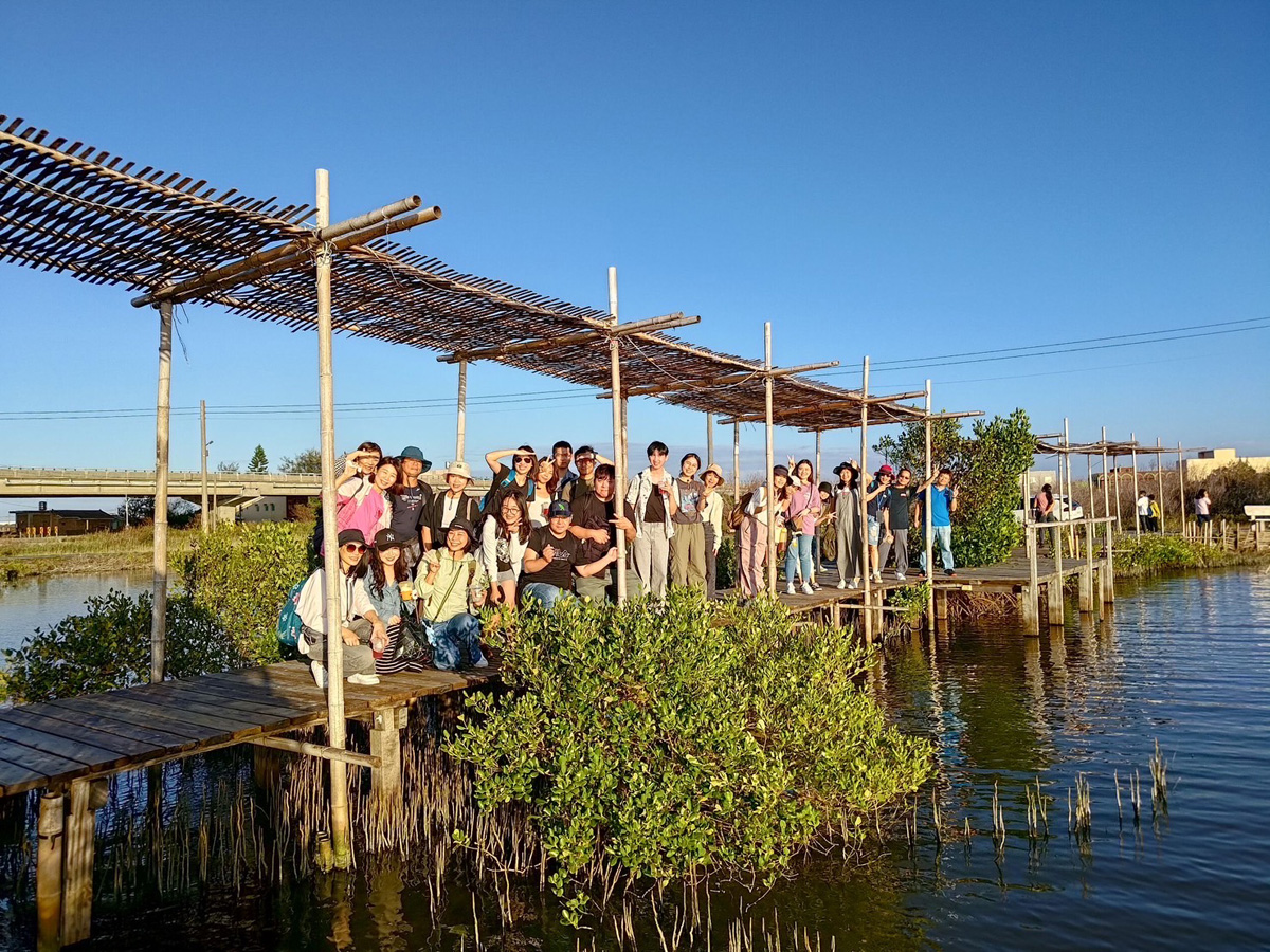 A Group Photo after visiting art installations  "Connection" and "Regeneration"